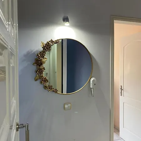 Blue Valia Apartman *